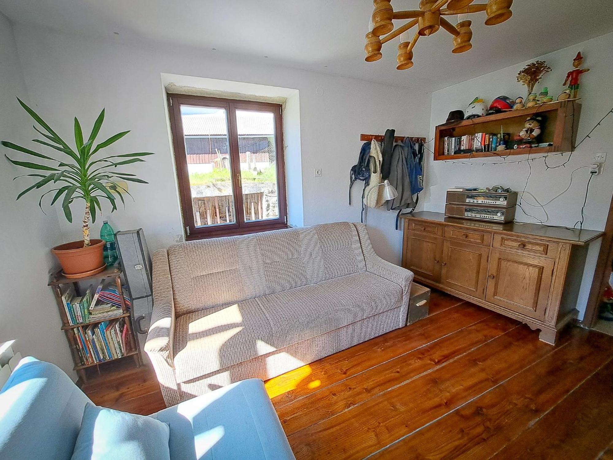 Apartamento Hikers Hut Hisar Podbrdo Exterior foto
